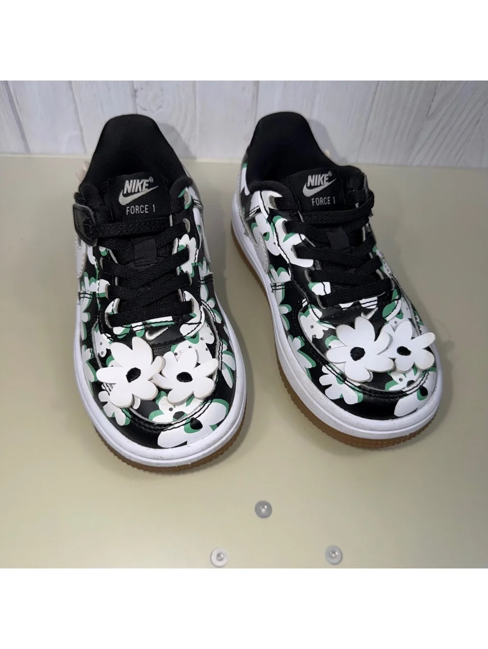 Nike Force 1 LV8 Daisy Floral Low Top Sneakers Toddler Size 10.5C